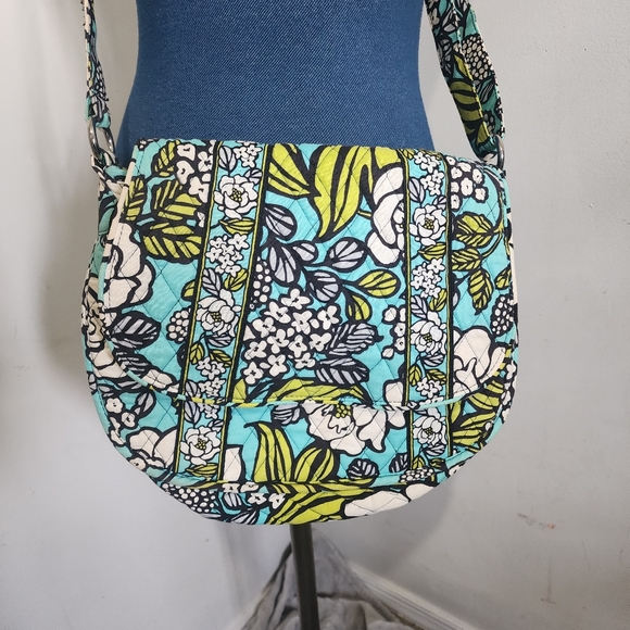 Vera Bradley Island Bloom Crossbody Bag and Accordian Wallet - Picture 3 of 12